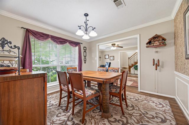 16217 Lakeview Drive, Jersey Village, TX 77040