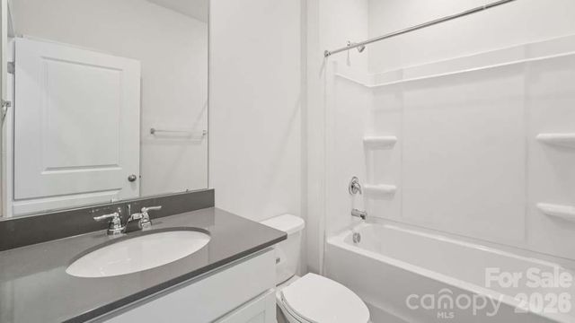 3845 Maxwell Henry Lane NW, Conover, NC 28613