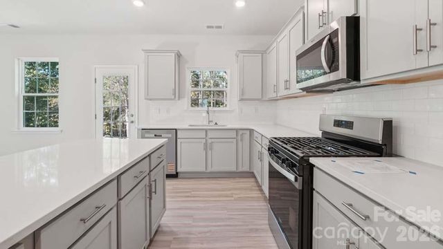 3845 Maxwell Henry Lane NW, Conover, NC 28613