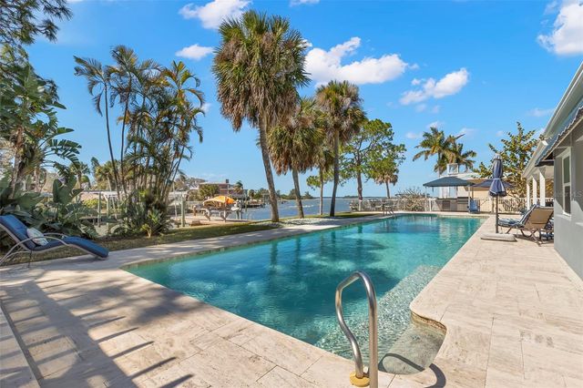 101 SHORE DRIVE, Dunedin, FL 34698