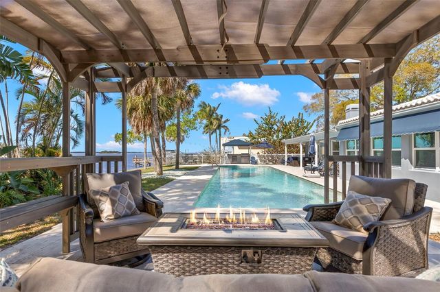 101 SHORE DRIVE, Dunedin, FL 34698