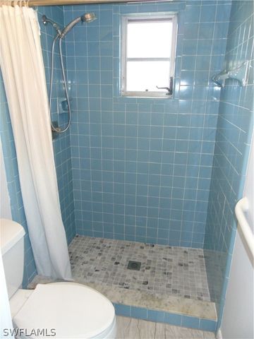 82 Johnnycake DR, Naples, FL 34110