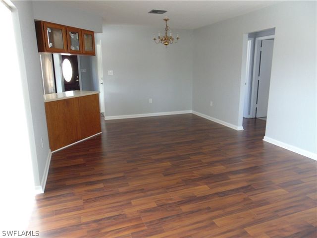 82 Johnnycake DR, Naples, FL 34110