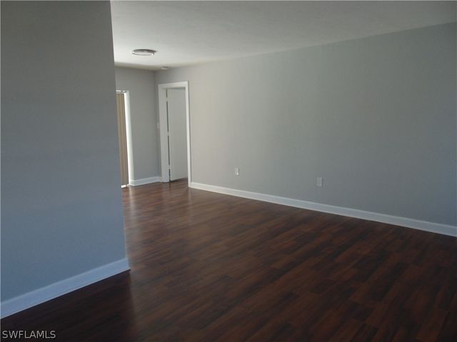 82 Johnnycake DR, Naples, FL 34110