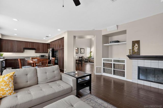 21516 Coral Rock Lane, Wildomar, CA 92595