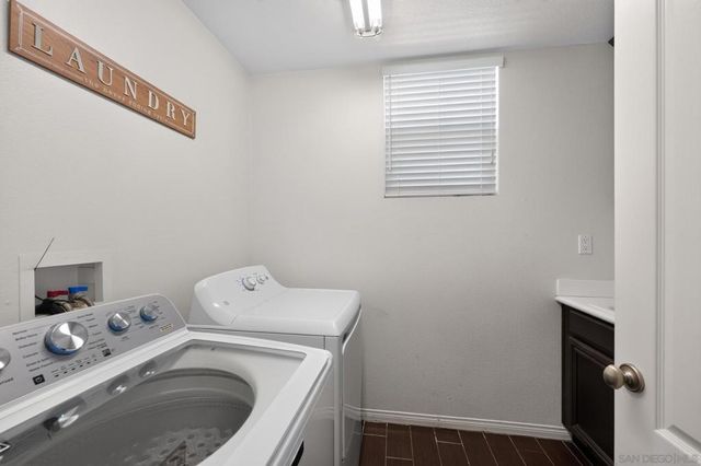 21516 Coral Rock Lane, Wildomar, CA 92595