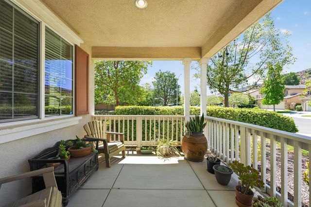 21516 Coral Rock Lane, Wildomar, CA 92595