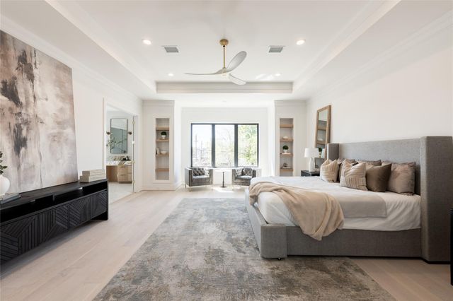 4923 Mimosa Street, Bellaire, TX 77401