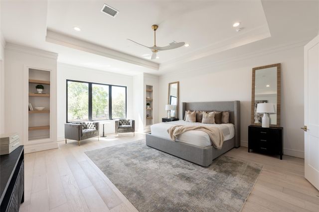 4923 Mimosa Street, Bellaire, TX 77401