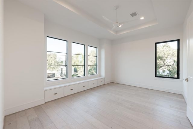 4923 Mimosa Street, Bellaire, TX 77401