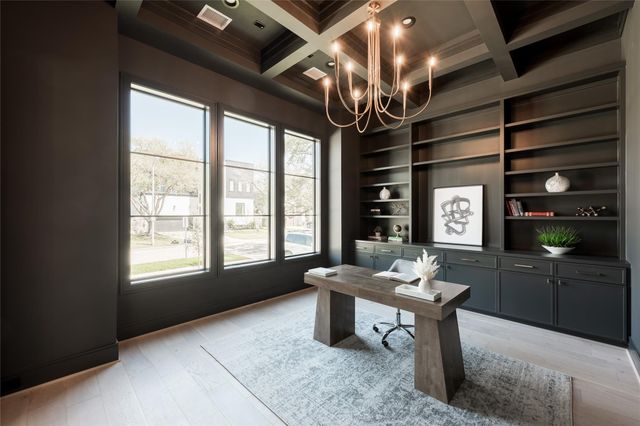 4923 Mimosa Street, Bellaire, TX 77401