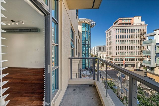 133 The Promenade N 426, Long Beach, CA 90802