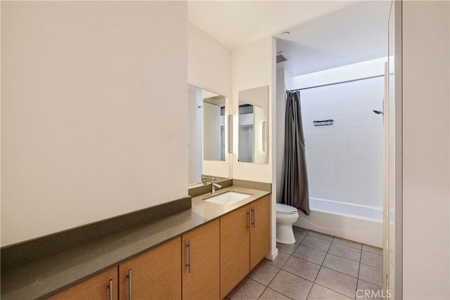 133 The Promenade N 426, Long Beach, CA 90802