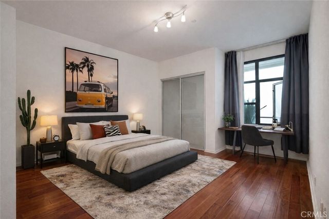 133 The Promenade N 426, Long Beach, CA 90802