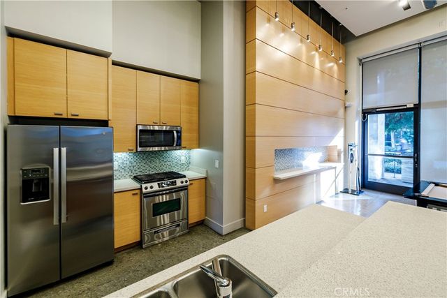 133 The Promenade N 426, Long Beach, CA 90802