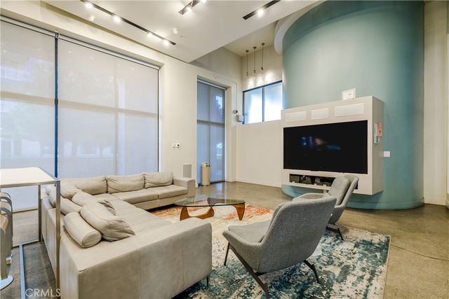 133 The Promenade N 426, Long Beach, CA 90802