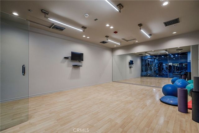 133 The Promenade N 426, Long Beach, CA 90802