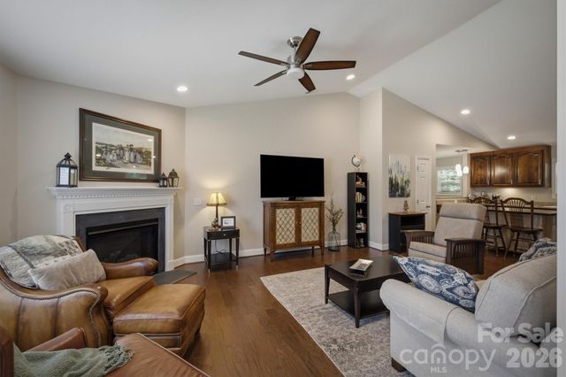 122 Lady Slipper Lane SW, Valdese, NC 28690