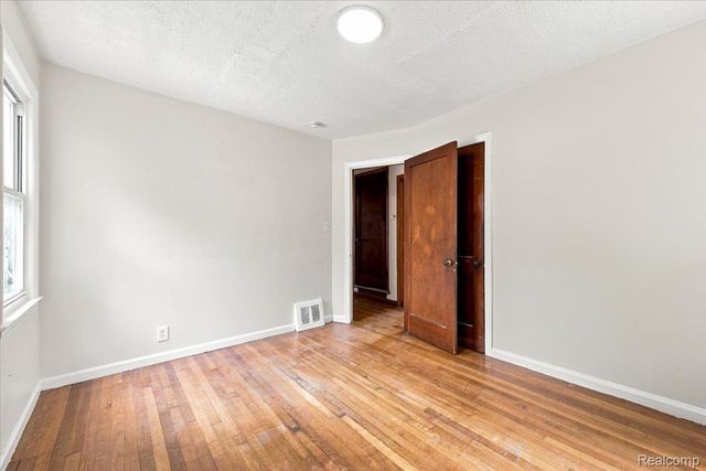5053 Hereford Street, Detroit, MI 48224