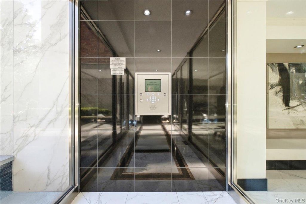 66-15 Thornton Place 4G, Rego Park, NY 11374 — photo 3
