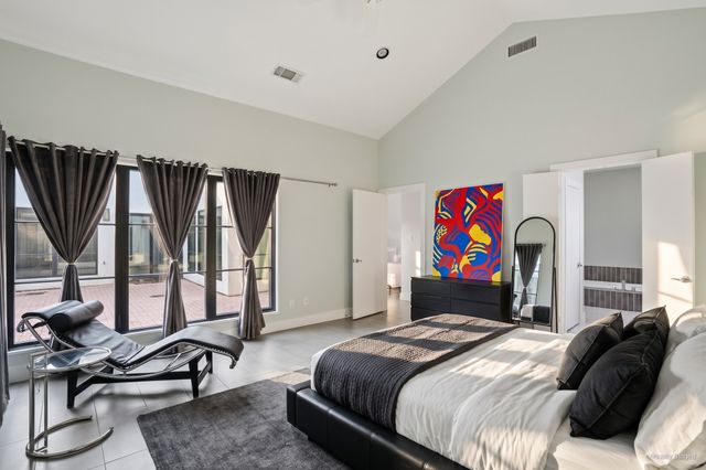 9123 Valley Chapel Lane, Dallas, TX 75220