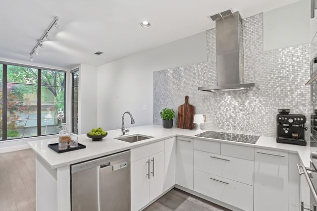 9123 Valley Chapel Lane, Dallas, TX 75220
