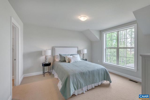 7 DECERBO TERR, Charlottesville, VA 22901