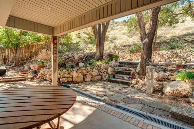 109 S Lakeshore Drive, Ransom Canyon, TX 79366