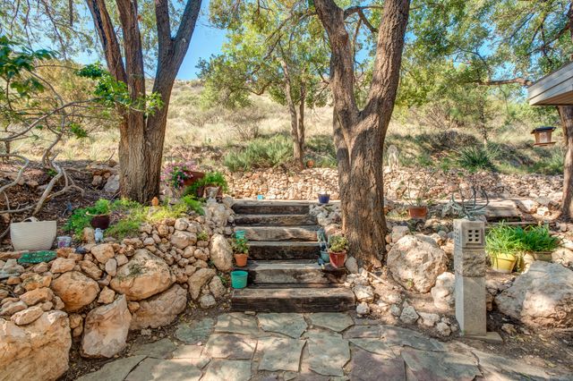 109 S Lakeshore Drive, Ransom Canyon, TX 79366