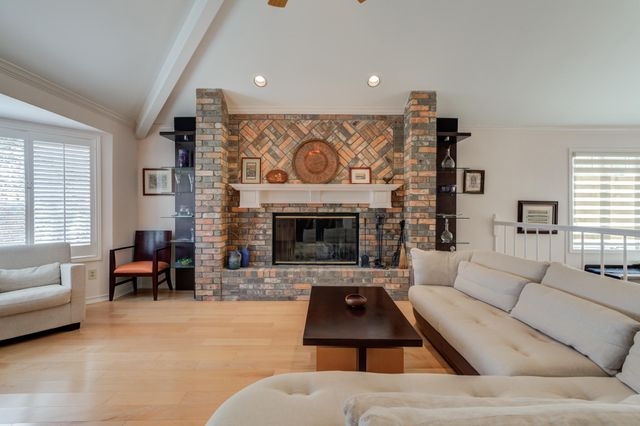 109 S Lakeshore Drive, Ransom Canyon, TX 79366