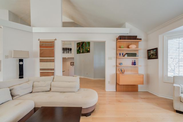 109 S Lakeshore Drive, Ransom Canyon, TX 79366