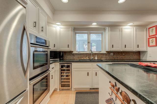 109 S Lakeshore Drive, Ransom Canyon, TX 79366