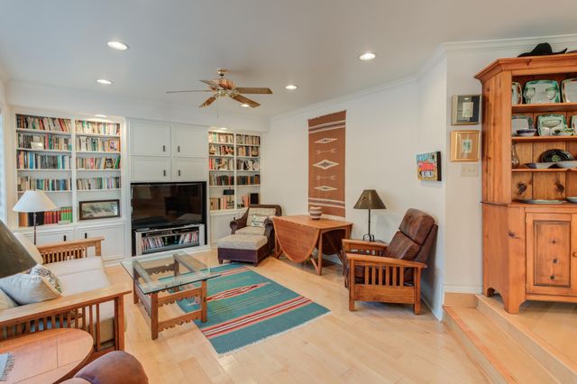 109 S Lakeshore Drive, Ransom Canyon, TX 79366