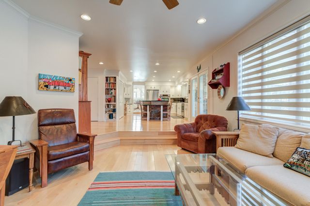 109 S Lakeshore Drive, Ransom Canyon, TX 79366