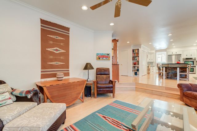 109 S Lakeshore Drive, Ransom Canyon, TX 79366