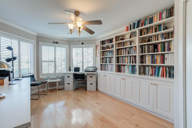 109 S Lakeshore Drive, Ransom Canyon, TX 79366