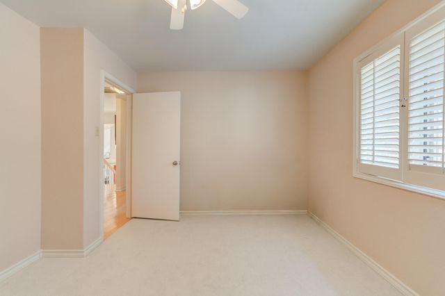 109 S Lakeshore Drive, Ransom Canyon, TX 79366