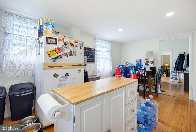 401 SUMMIT AVE, Westville, NJ 08093
