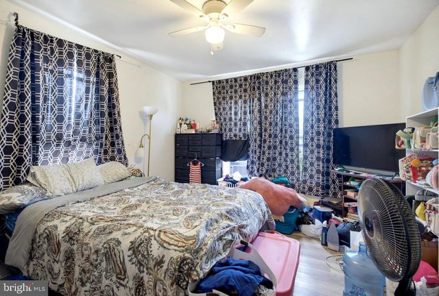 401 SUMMIT AVE, Westville, NJ 08093