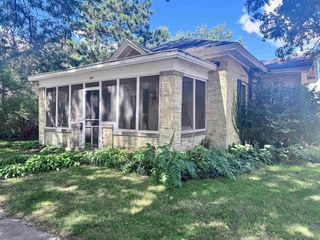 627 Prospect Avenue, Portage, WI 53901