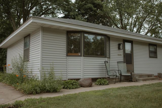 11525 Wisconsin Avenue N, Champlin, MN 55316