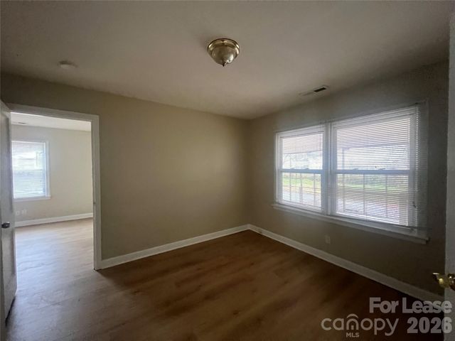 831 S Dalton Street, Gastonia, NC 28052