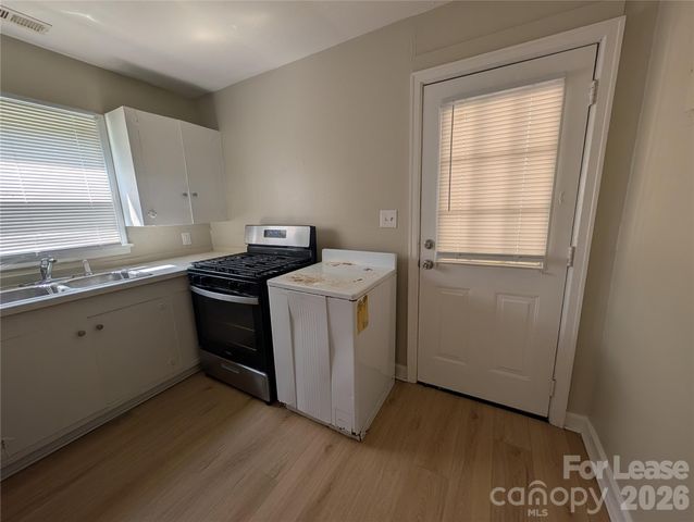 831 S Dalton Street, Gastonia, NC 28052