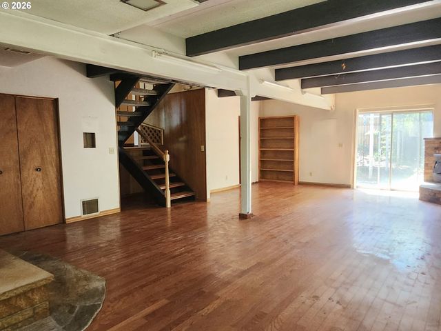 619 N MORTON St, Newberg, OR 97132
