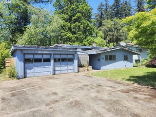 619 N MORTON St, Newberg, OR 97132