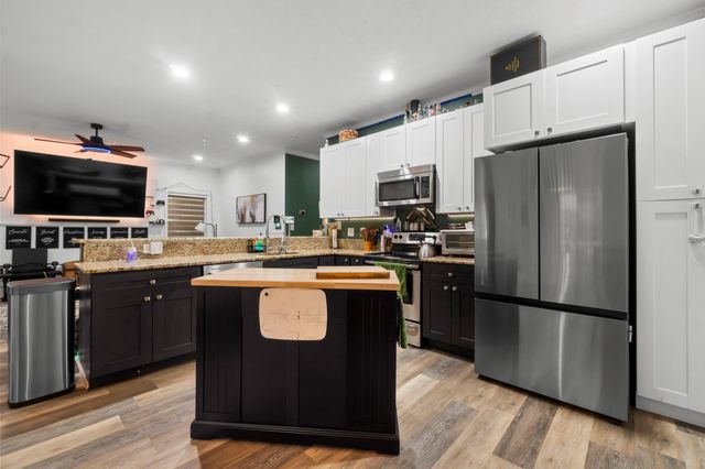 337 Windwood Drive, Livingston, TX 77351