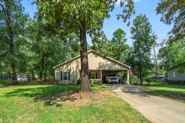 337 Windwood Drive, Livingston, TX 77351