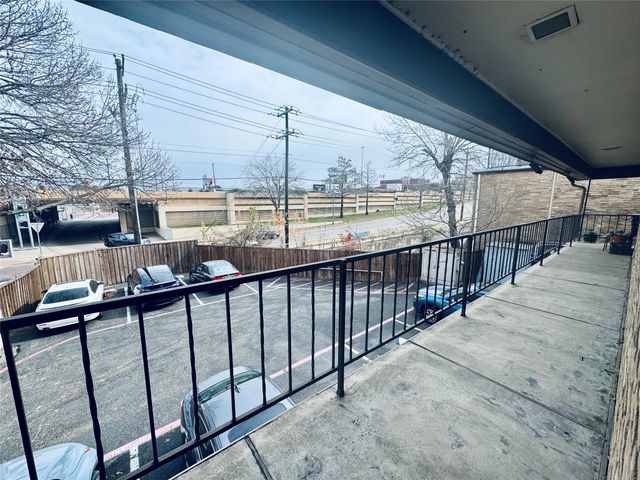 7928 Royal Lane 209, Dallas, TX 75230