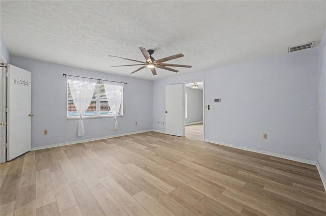 5242 COUNTY LINE ROAD, Lakeland, FL 33811