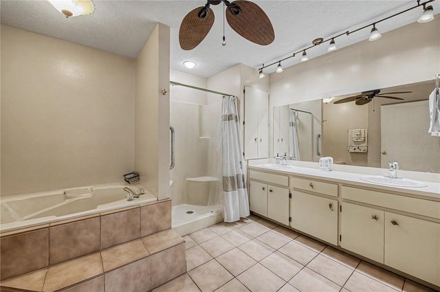 5242 COUNTY LINE ROAD, Lakeland, FL 33811